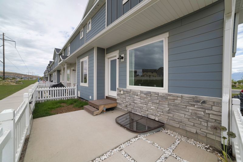 Finished Window Well with Cover